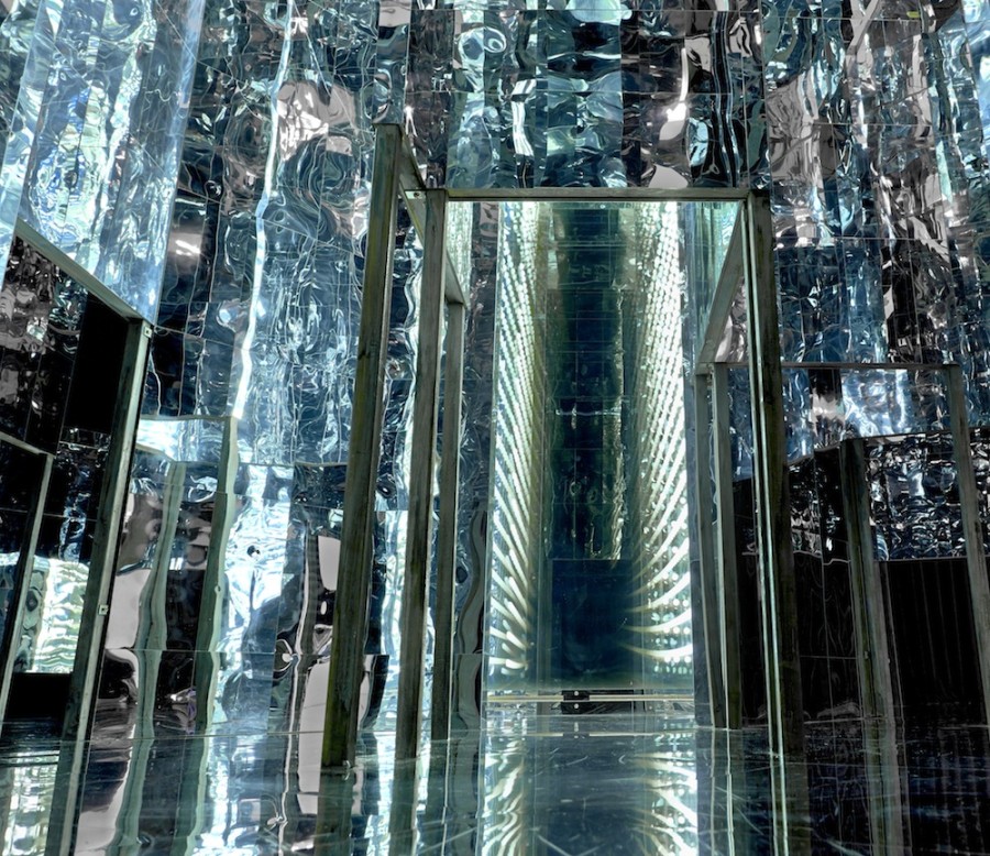 New Yorks Latest Art Attraction Will Trap You In A Room Of Infinite 