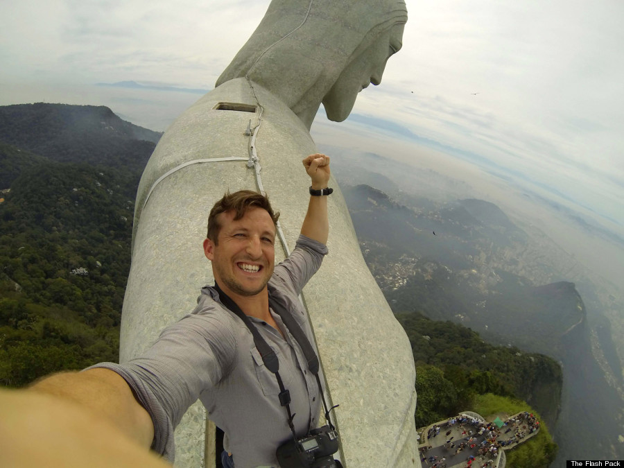 christ redeemer selfie