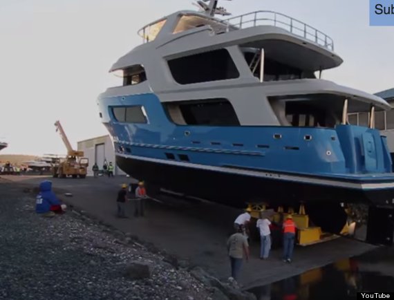 Super Yacht Sinks Just Seconds After Launch, Owner £6 Million Down