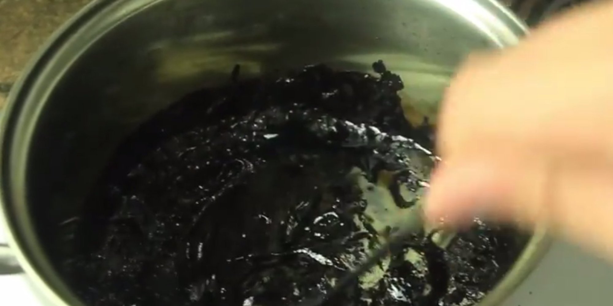 When You Boil A Bottle Of Coke Something Utterly Gross Happens ...