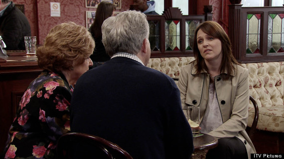 ‘Coronation Street' Spoiler: Tina McIntyre's Mum Is Greeted By Murderer ...