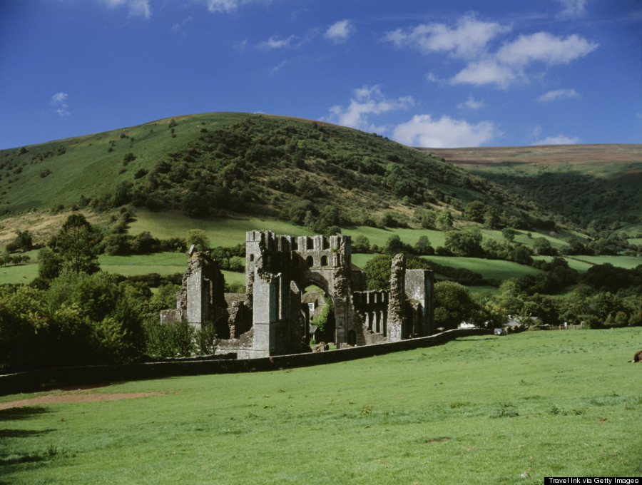 llanthony priory