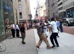 Street Fight Caught On Video: Man Brawls With Three Attackers In Herald ...