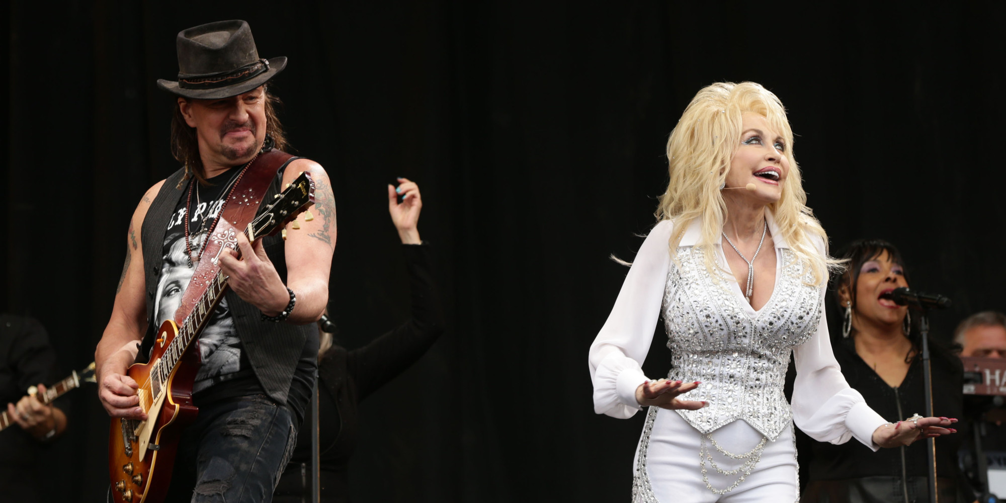 Glastonbury 2014: Dolly Parton Wows Crowds On Final Night, Denies She's ...