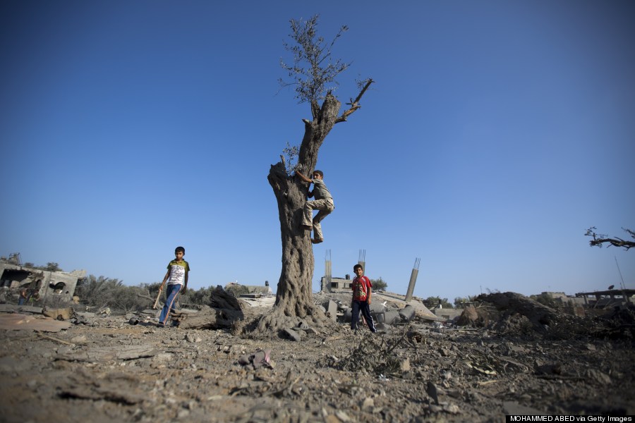 palestinian children play