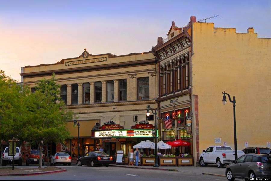 mystic theatre petaluma