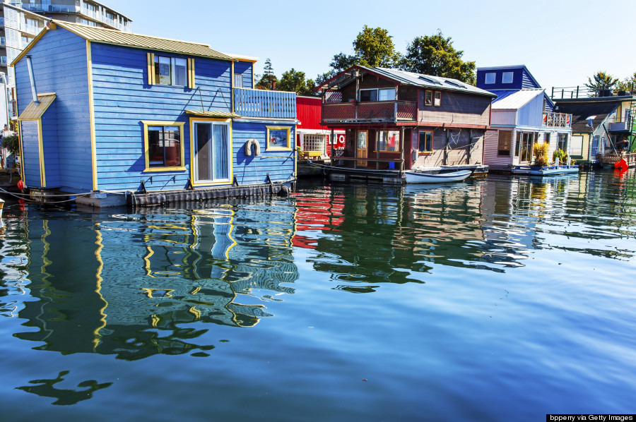 houseboats