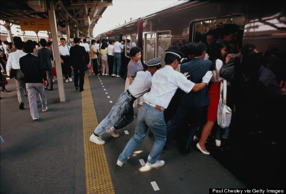 tokyo train push