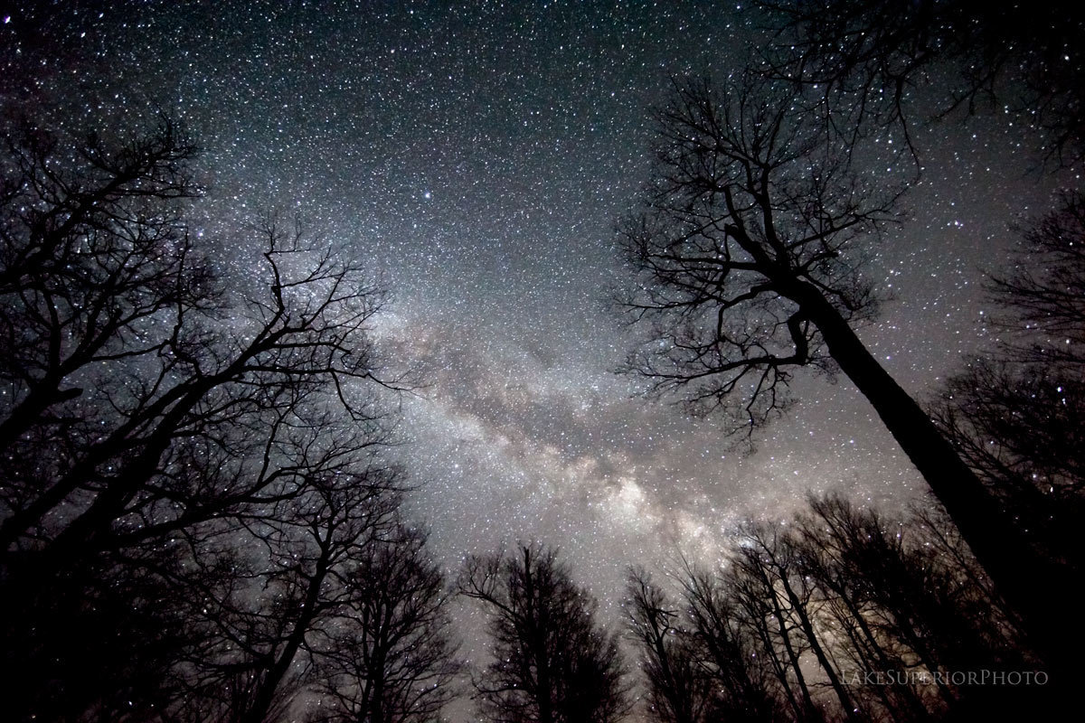 These Jaw-Dropping Photos Of The Great Lakes Night Sky Seem Too ...