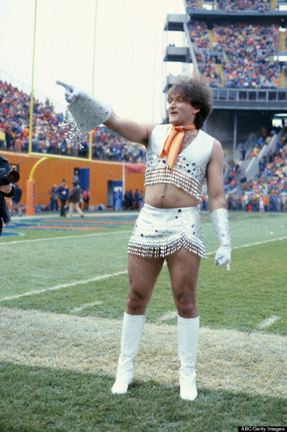 Denver Broncos Porn - Robin Williams as the First Male Cheerleader for the Denver Broncos in  1979. : r/OldSchoolCool