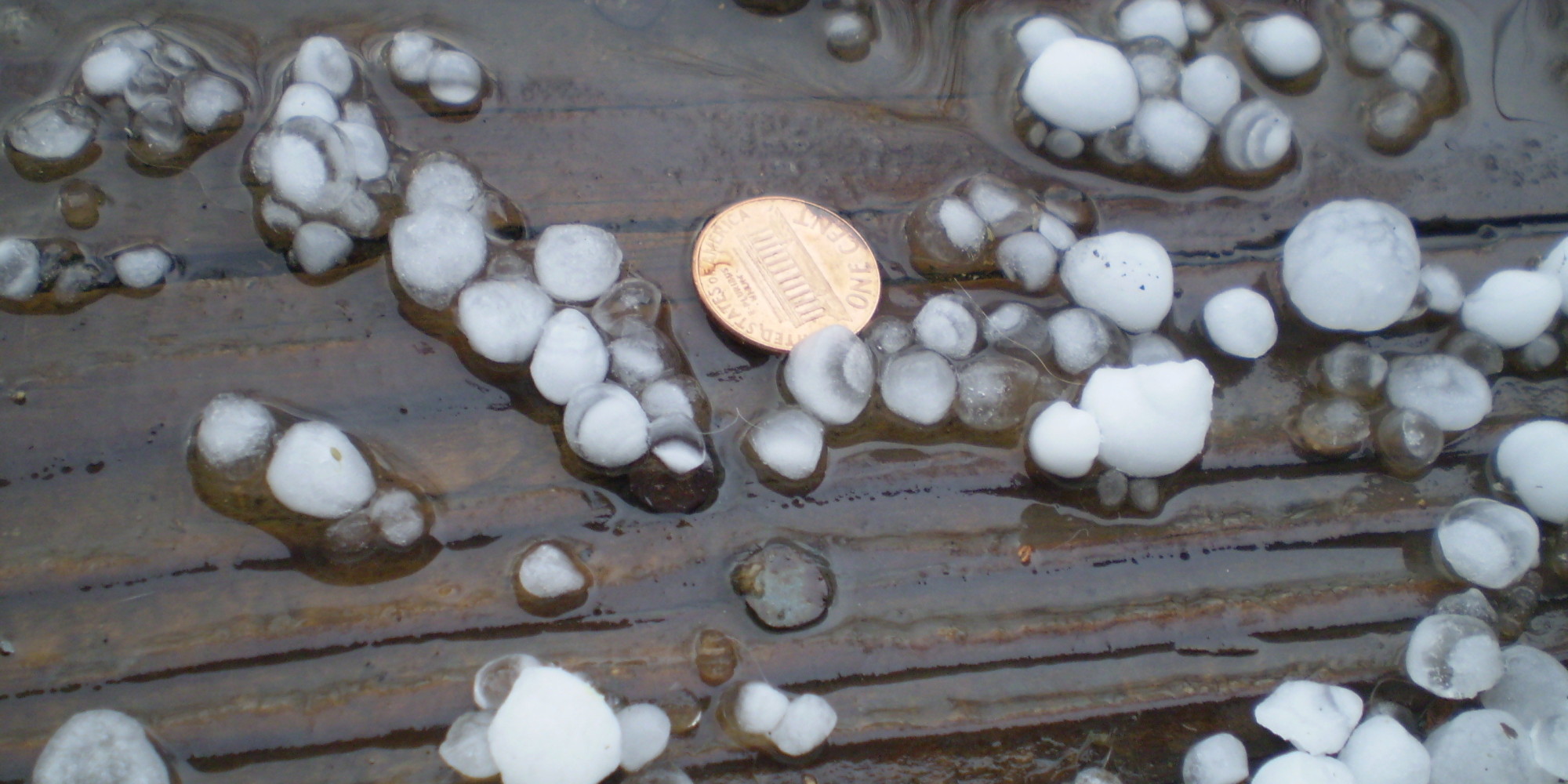 Поставлено града. Колорадо град. Hailstones. Осадки в виде града Мем. Как сделать град пак.