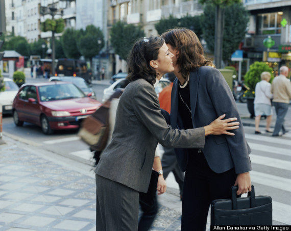 spanish people greeting