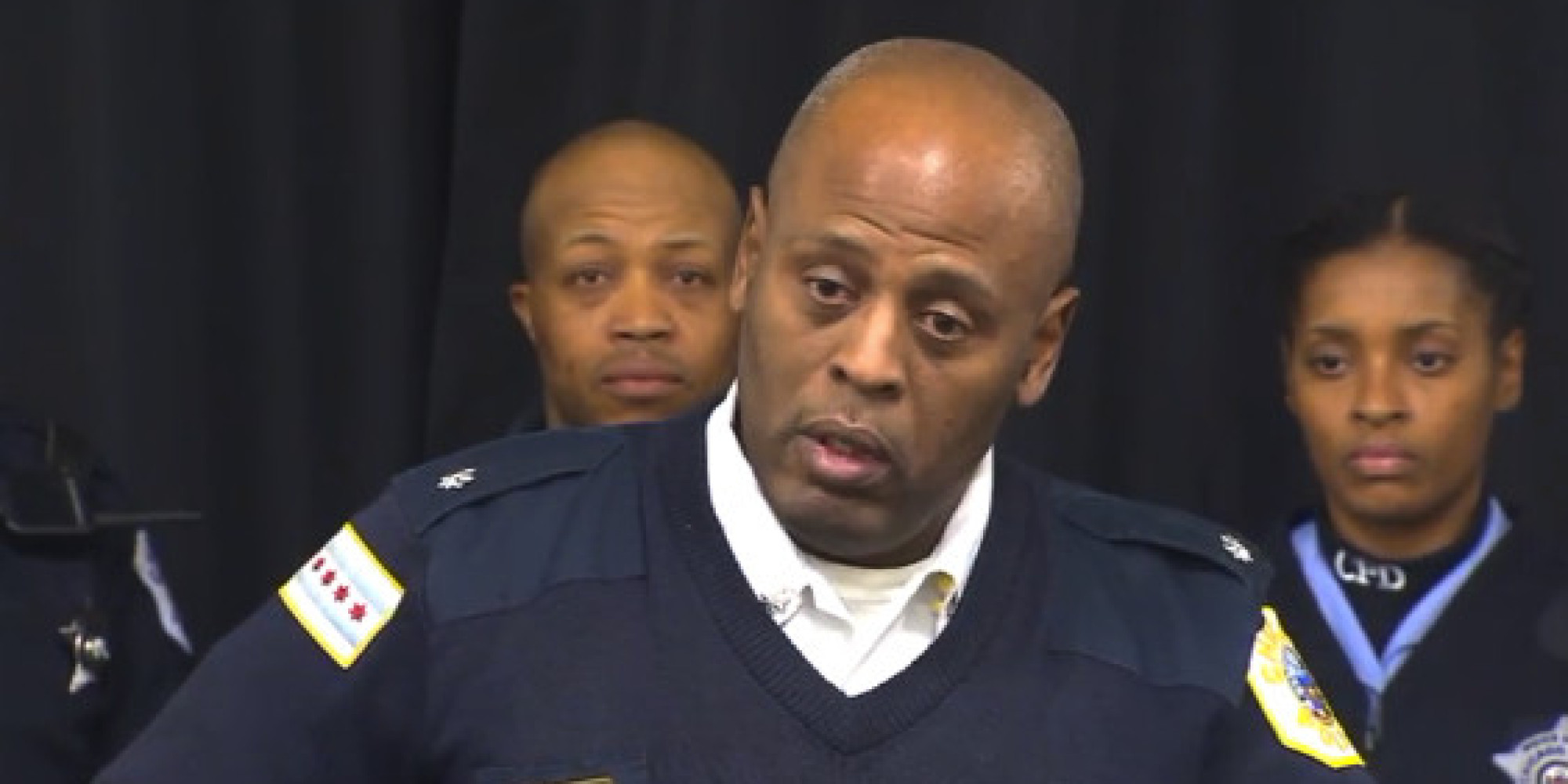 Chicago Police Commander Relieved Of Duties After Allegedly Sticking ...