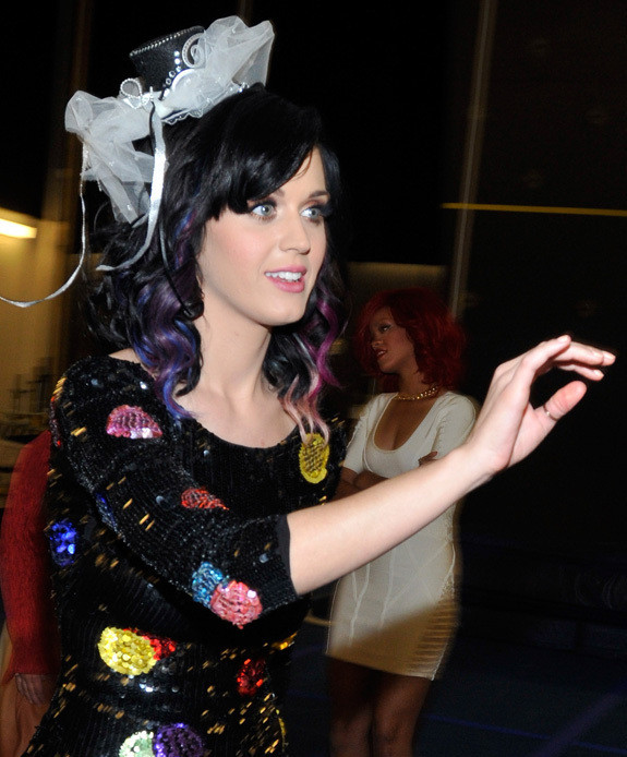 575px x 694px - Katy Perry's Vegas Bachelorette With Rihanna (PHOTOS) | HuffPost  Entertainment