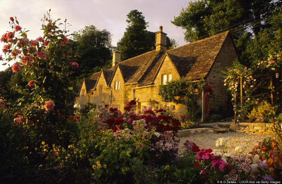 BIBURY - The most beautiful village in The Cotswolds, England 