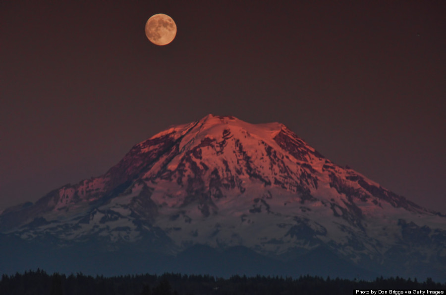 mt rainer night