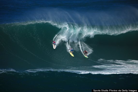 waimea bay surf