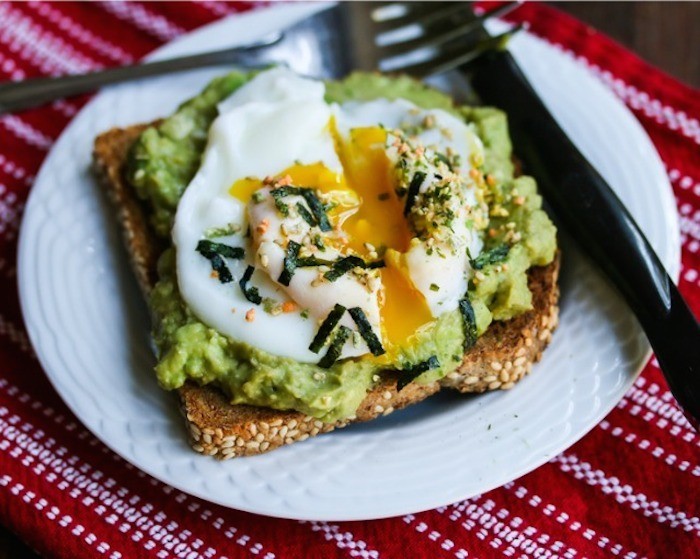 Make This Avocado Miso Toast With Poached Egg, Have No Regrets | HuffPost