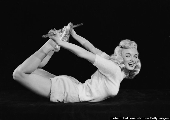 marilyn monroe yoga 1940s