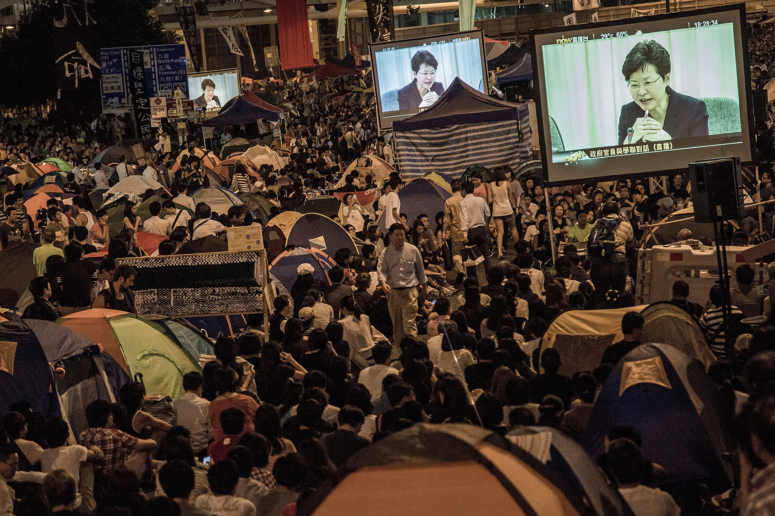 hong kong student government dialogue