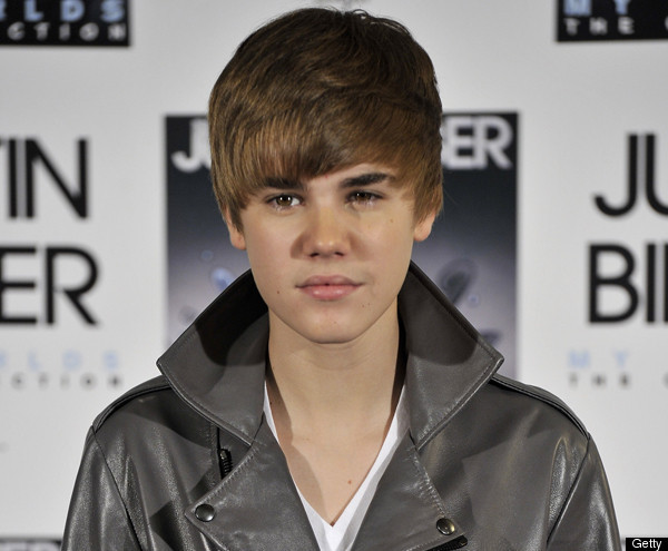 Justin Bieber Gets A Haircut Photos Poll Huffpost Life