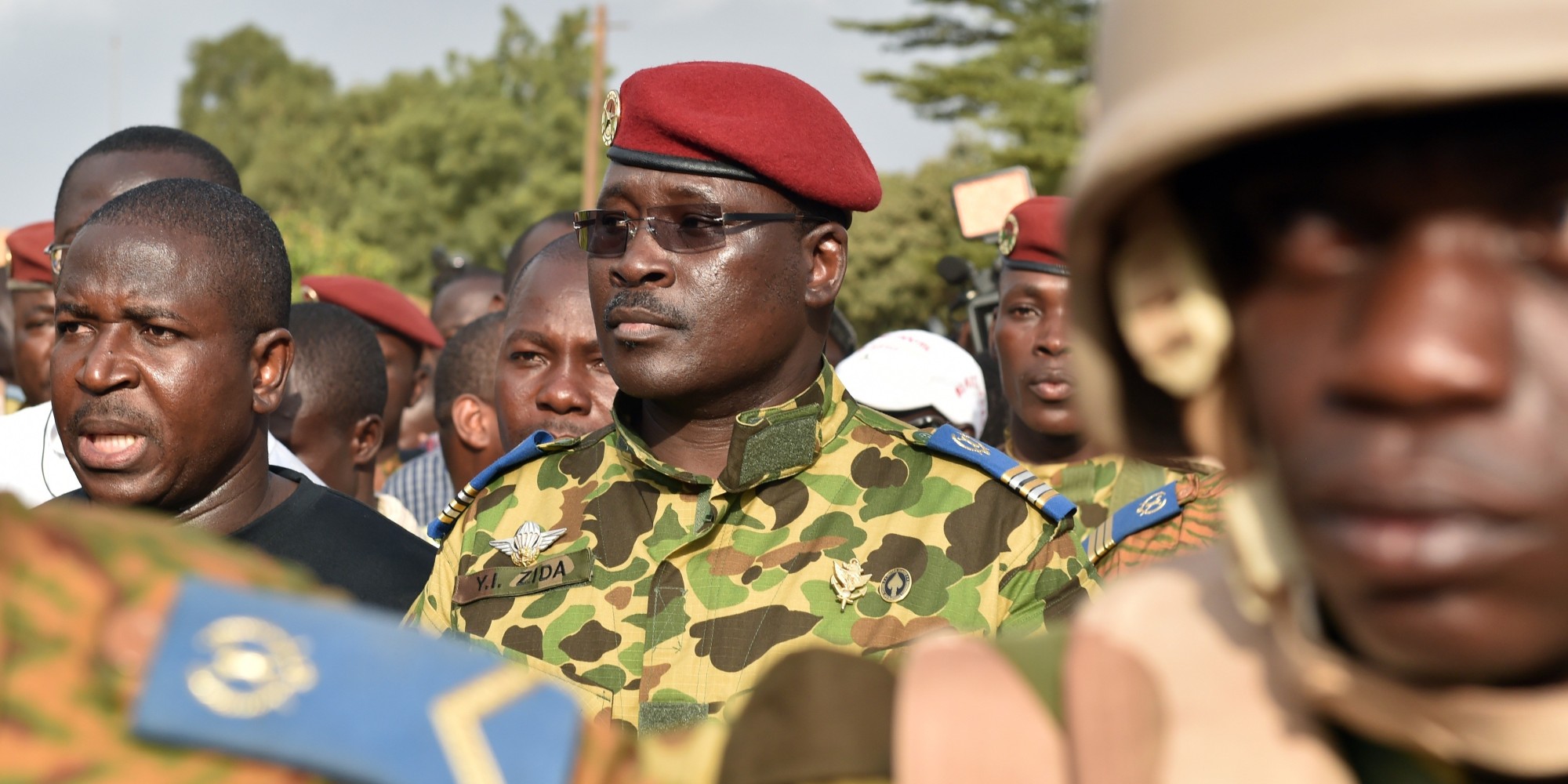 Burkina Faso Army Backs Issac Zida As Leader, Opposition To Protest ...