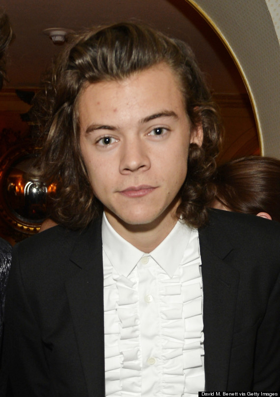 One Direction's Harry Styles Fuels Bisexual Rumours With Interview ...