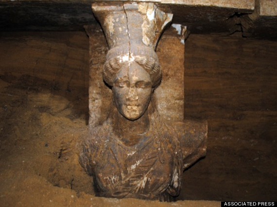 amphipolis tomb