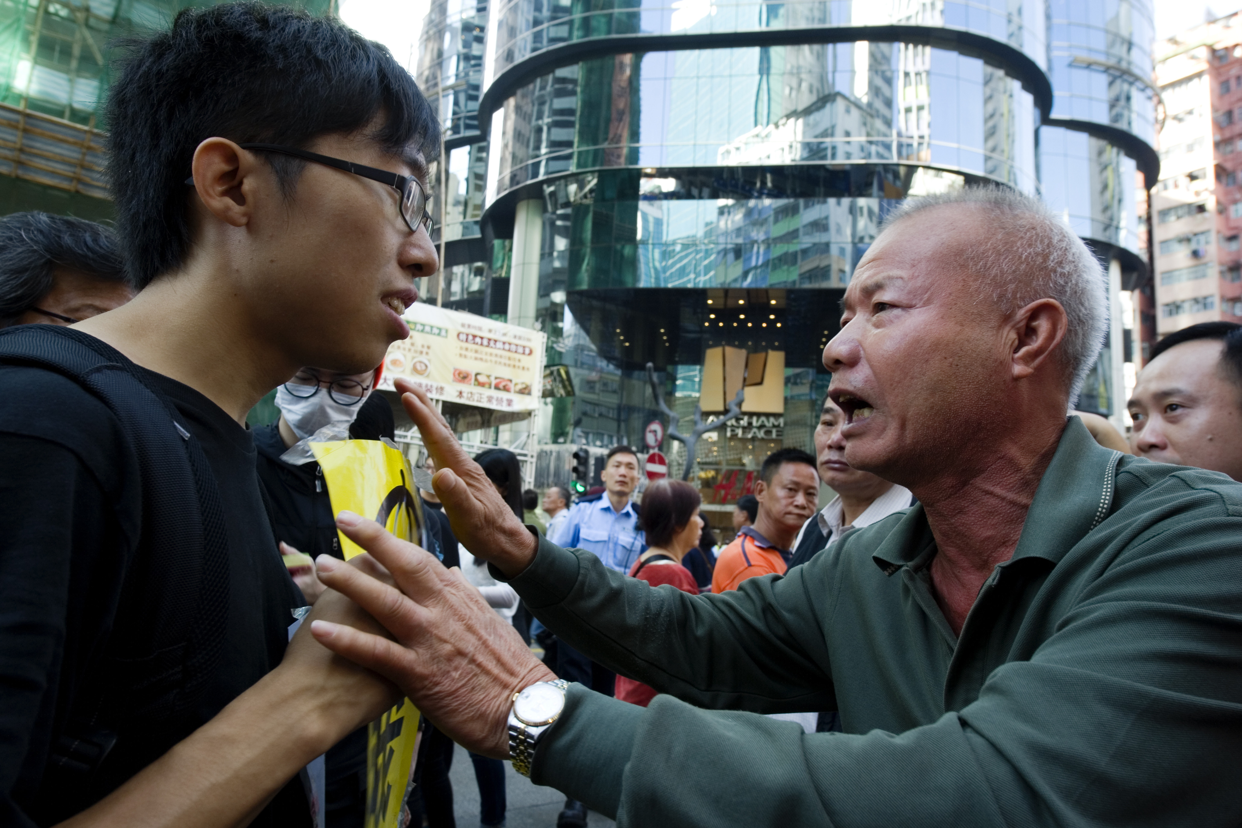 mong kok police