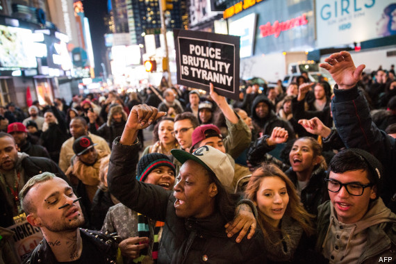 http://i.huffpost.com/gen/2350960/thumbs/o-ERIC-GARNER-570.jpg