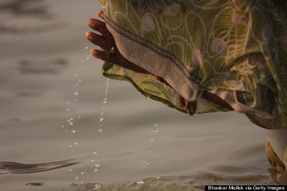 ganges river bathing