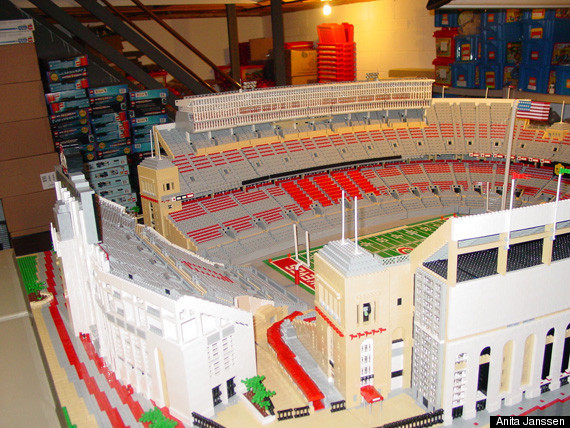 University of Phoenix Stadium replica made from Legos