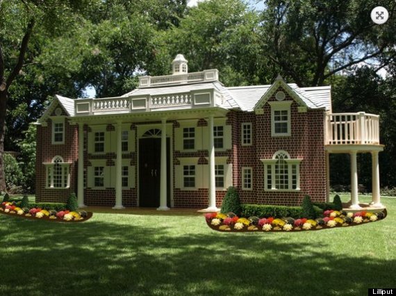 playhouse mansion