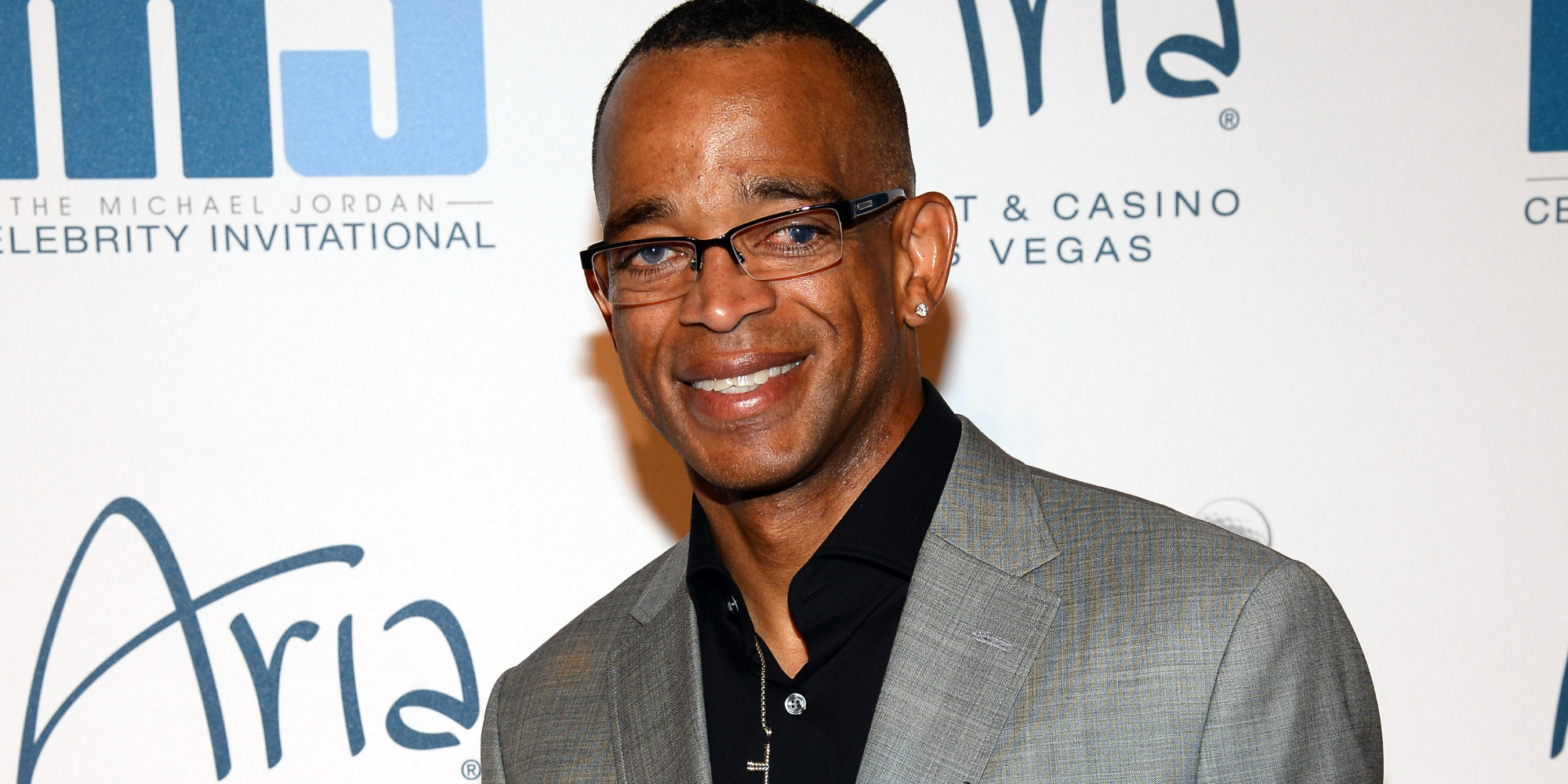 Stuart Scott Didn't Just Report Sports News. He Fought 'Like Hell' To ...