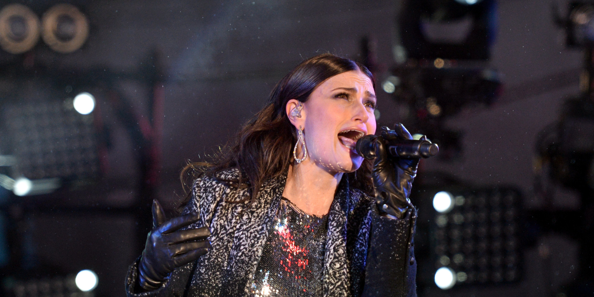 Idina Menzel, John Legend To Sing At Super Bowl | HuffPost