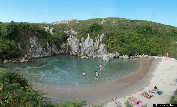 gulpiyuri beach