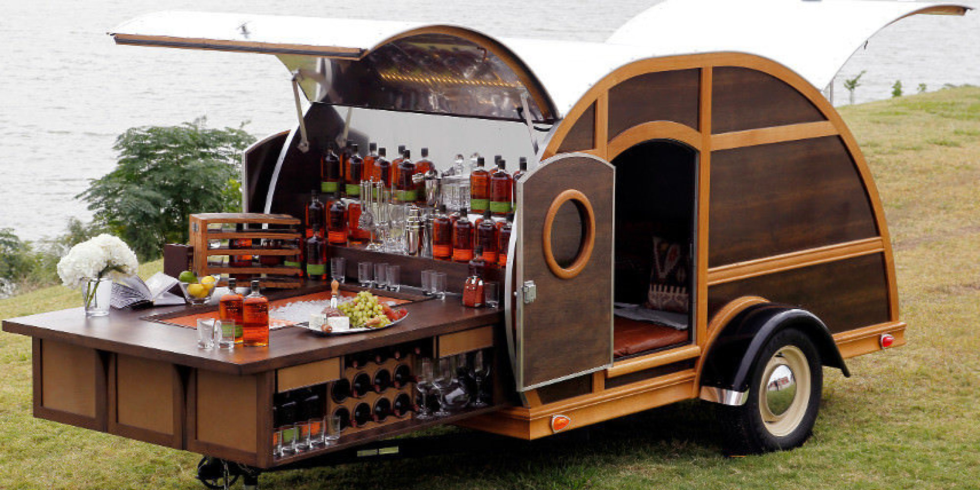 Brad Ford's Big Woody Teardrop Is The Portable Whiskey Bar You've ...