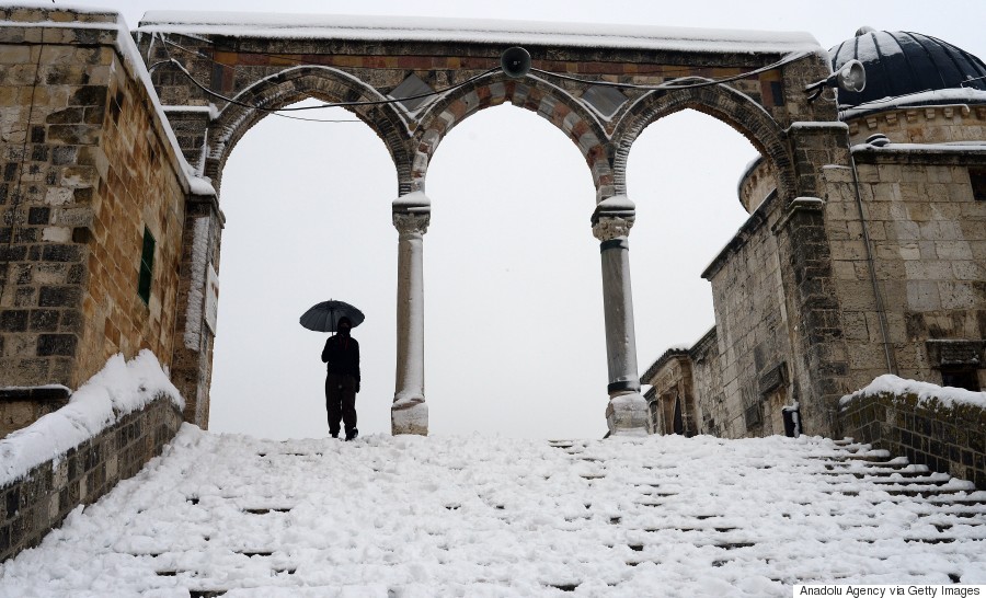 Magical Scenes As Snowstorm Blankets Middle East | HuffPost The World Post
