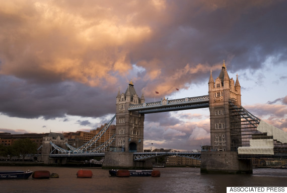 tower bridge led