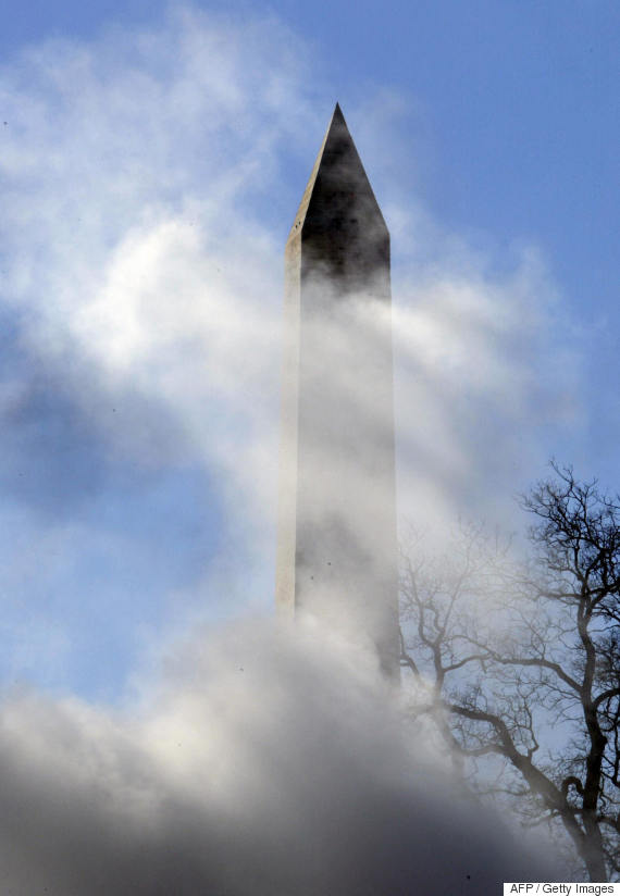 fog washington monument