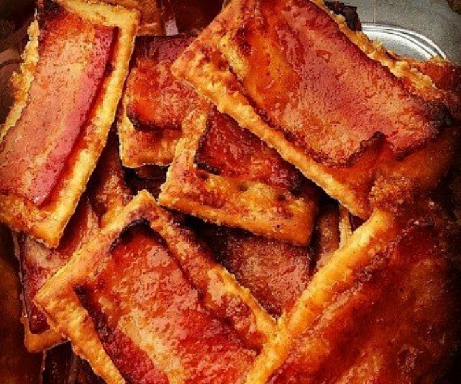 bacon crackers