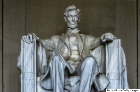 abraham lincoln statue