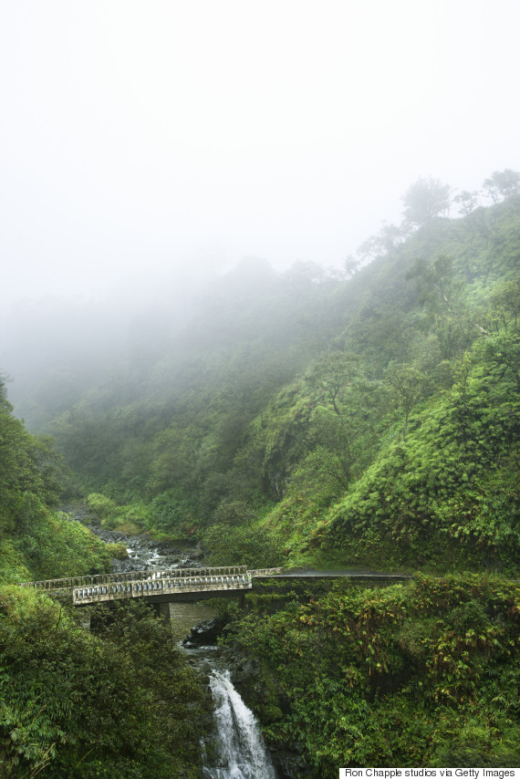 road to hana bridge