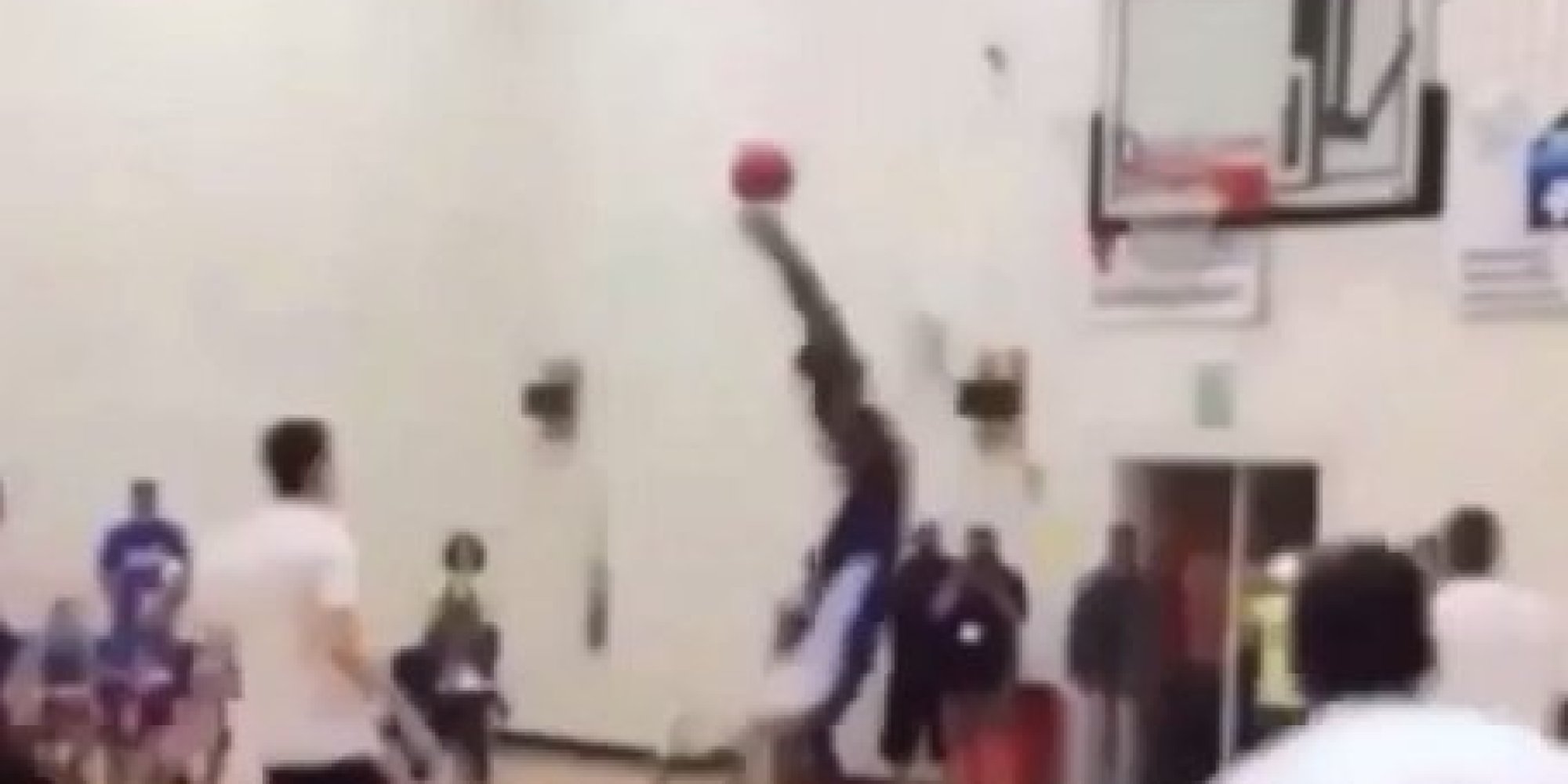 People Are Calling This The Alley-Oop Of The Year | HuffPost