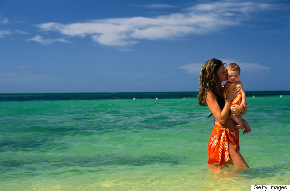 beach family love