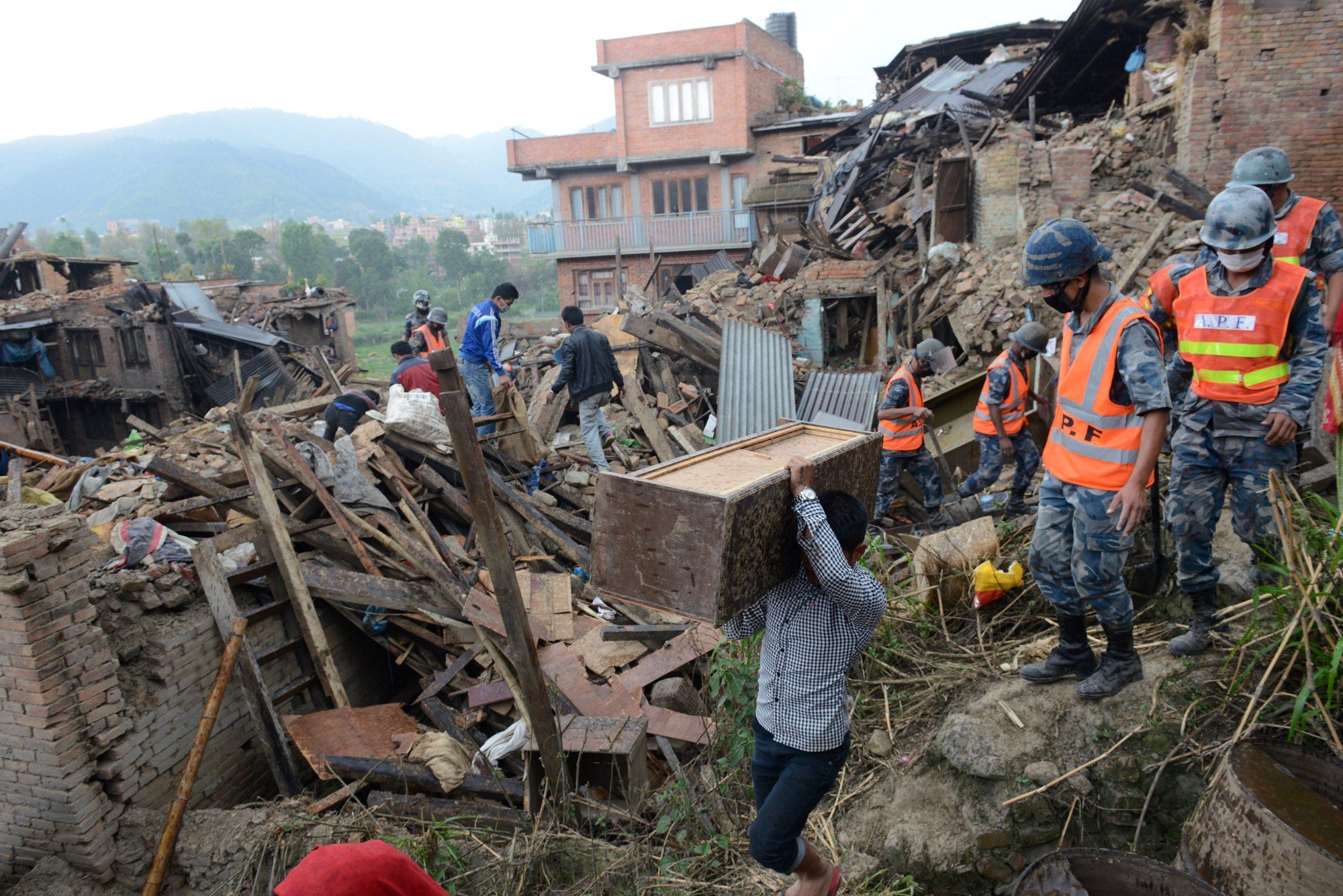 Angry Nepalis Wait For Quake Help As Death Toll Passes 4,000