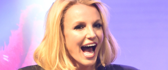 Britney Spears Falls, Sprains Her Ankle During Las Vegas Show (UPDATE)