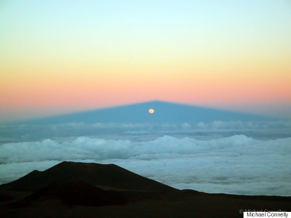 mauna kea moonrise