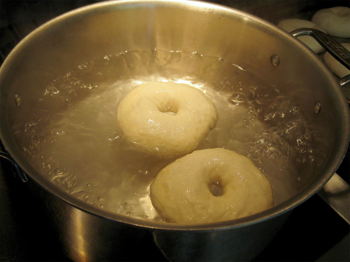 boiling bagels