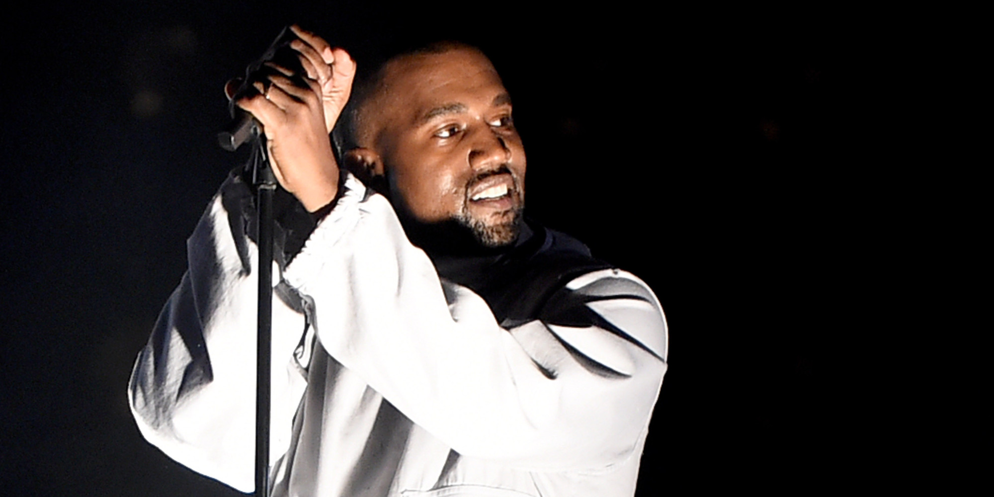 Watch Kanye West's Fiery Billboard Music Awards Performance | HuffPost